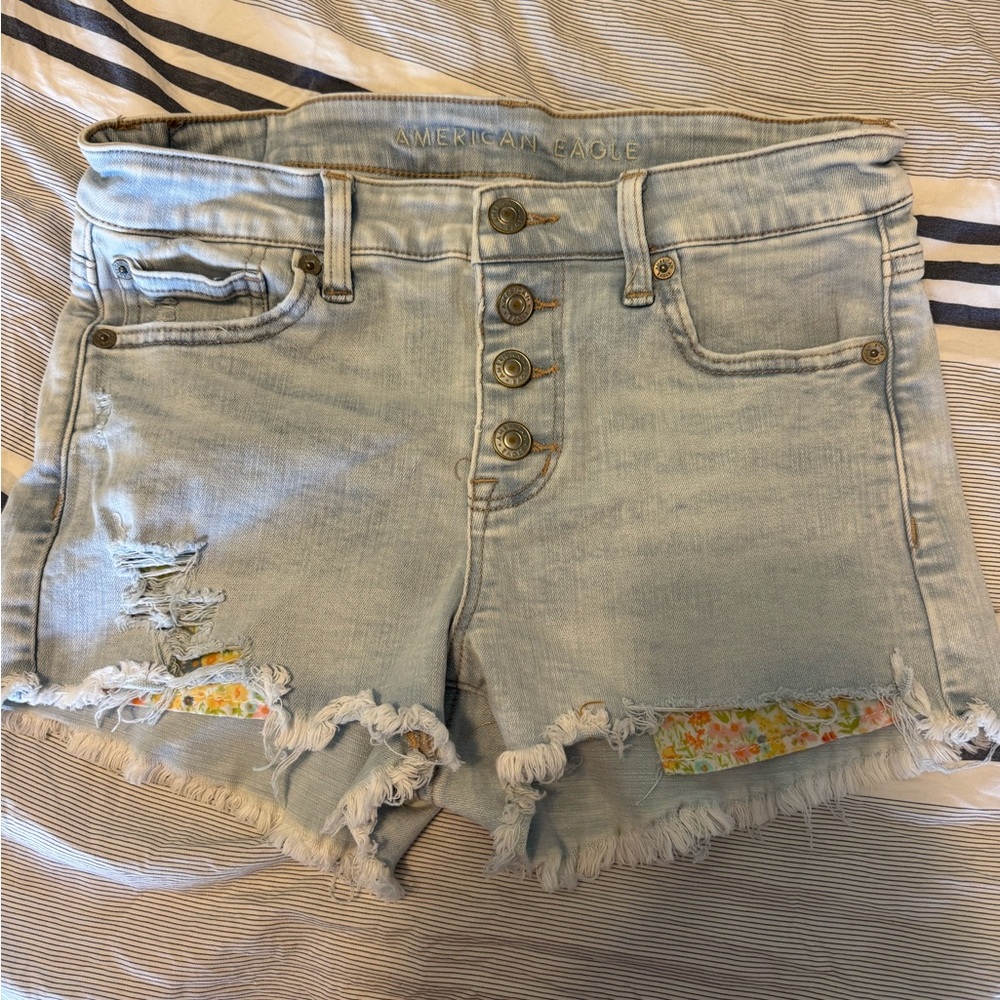 American Eagle Outfitters Light Wash Frayed Denim Shorts